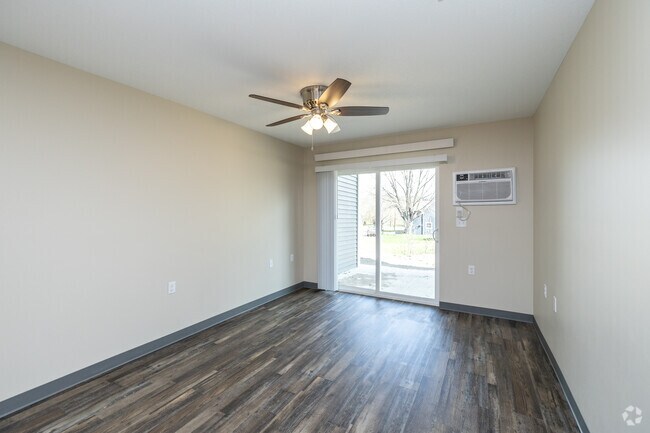 2BR, 1BA - 900SF - Living Room