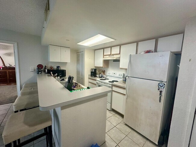 3635 Seaside Dr Unit 406