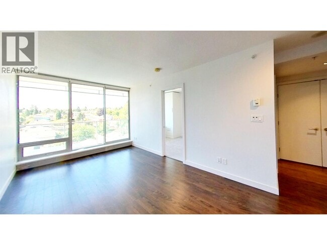 Photo - 8031 Nunavut Ln Unité 7xx