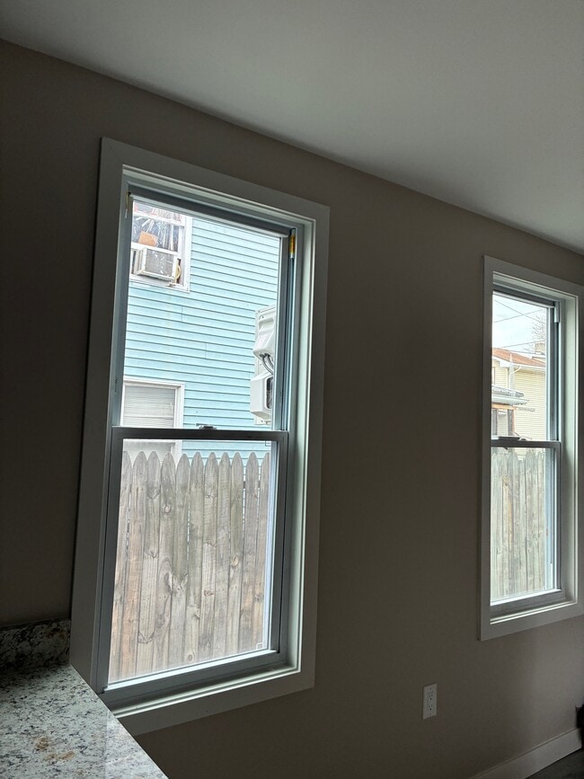 Kitchen - 52 Blocker St