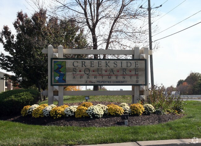 Creekside Square - Creekside Square Phase II