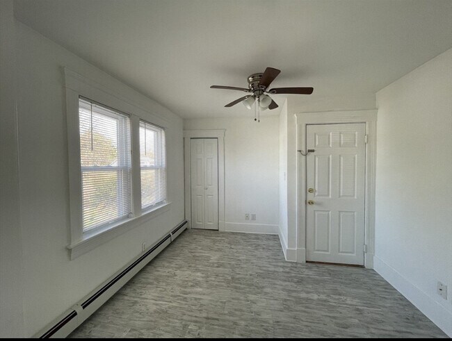 12 Liberty St Unit 2