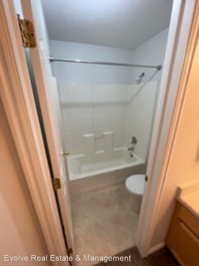 Photo - 3 br, 2 bath House - 1383 S 1110 W