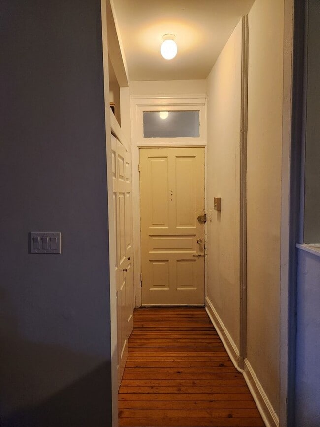 Photo - 1156 W Grand Ave Unit 302