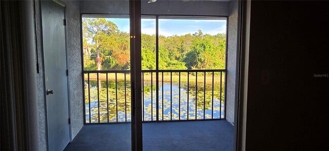 Building Photo - 11201 122nd Ave N Unit L-232