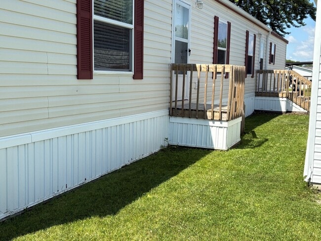 Photo - 2061 Windover Dr
