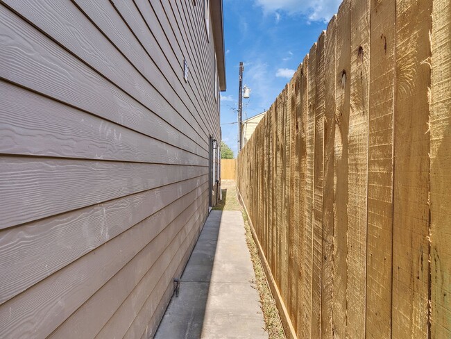 Photo - Brand New 3-Bedroom Duplex in Houston