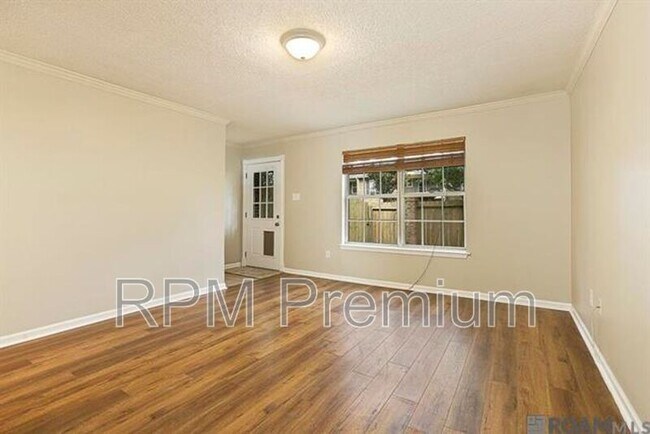 Photo - 4625 Parkoaks Dr Unit Apt #33