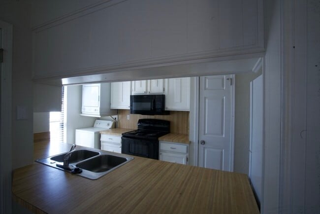 Photo - 2255 Donna Dr