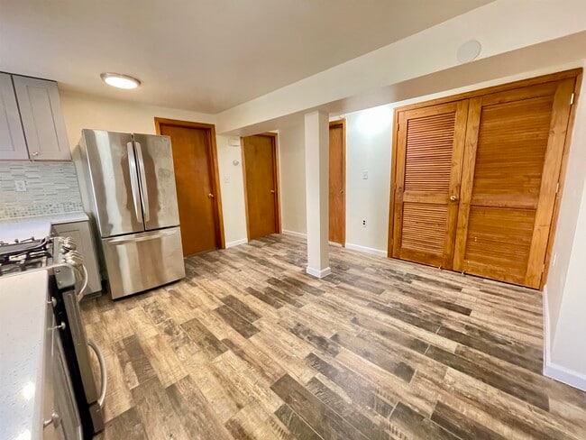 Photo - 230 Webster Ave Unit 1