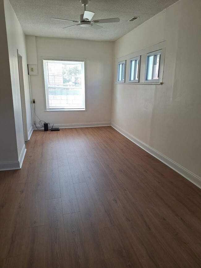 Living Room - 1220 Louisiana St Unit Apt. 1