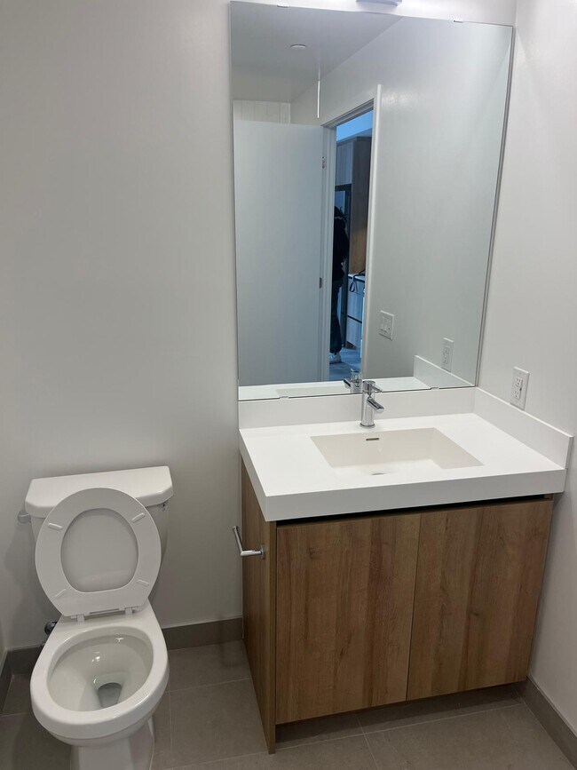 Photo - 20 All Nations Dr Unit 422