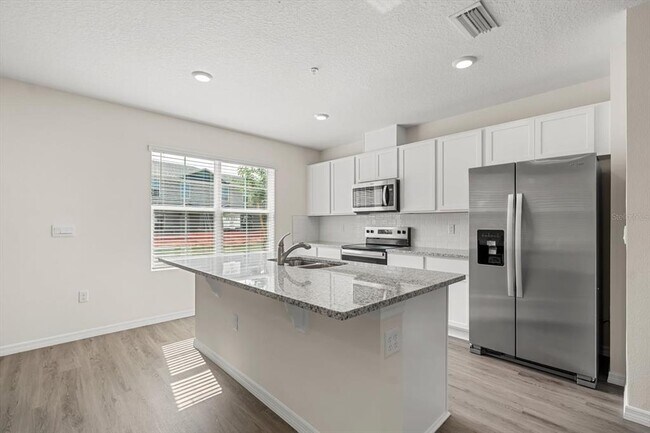 Photo - 2745 Flushing Dr