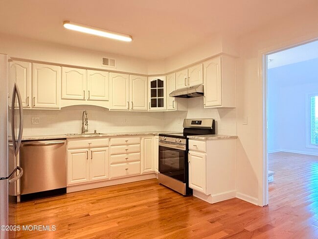 Photo - 25 Meadow Ave Unit 64
