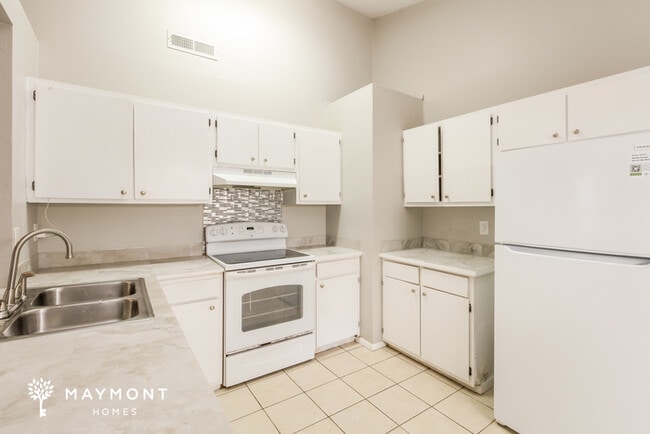 Photo - 138 Tabby Creek Cir