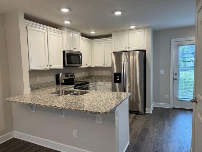 Photo - Fabulous Bellevue Condo in Great Location