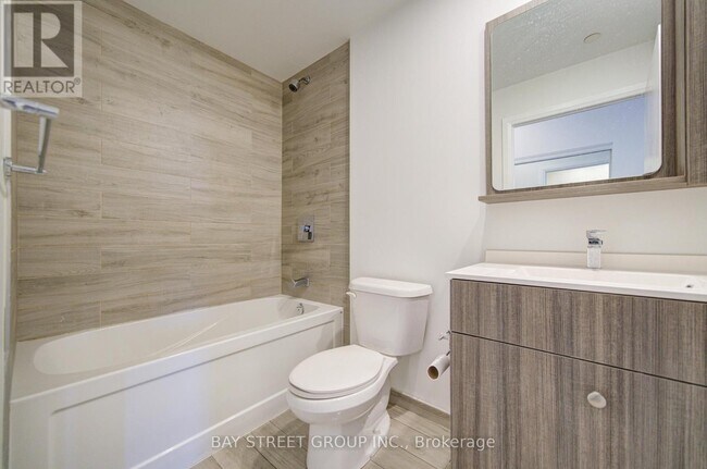Photo - 75 Canterbury Pl Unit 1509
