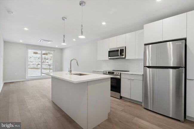 Photo - 3449 Scotts Ln Unidad B307