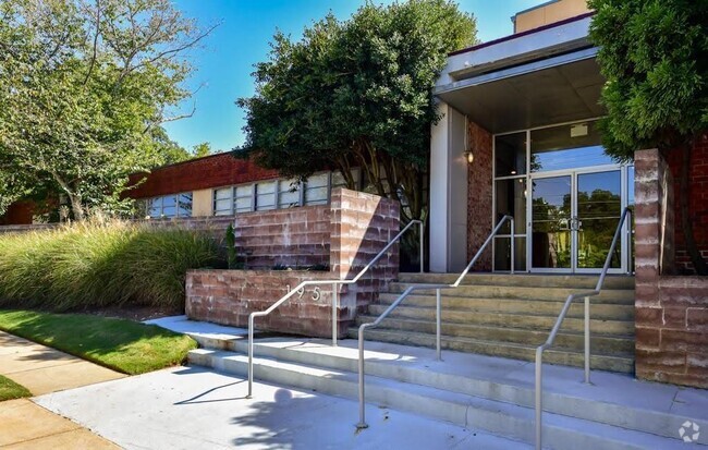 Building Photo - 195 Arizona Ave NE Unit 114 Rental