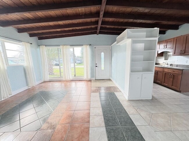 Photo - Beachside Bungalow in Ormond Beach!