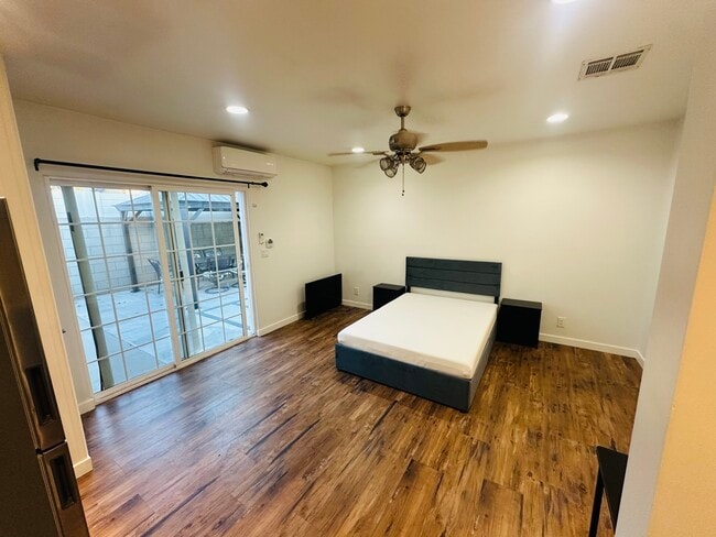 Photo - 13032 Glamis St