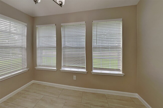Photo - 16830 Needle Ridge Ct
