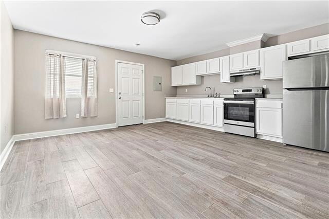 Photo - 145 N Anthony St