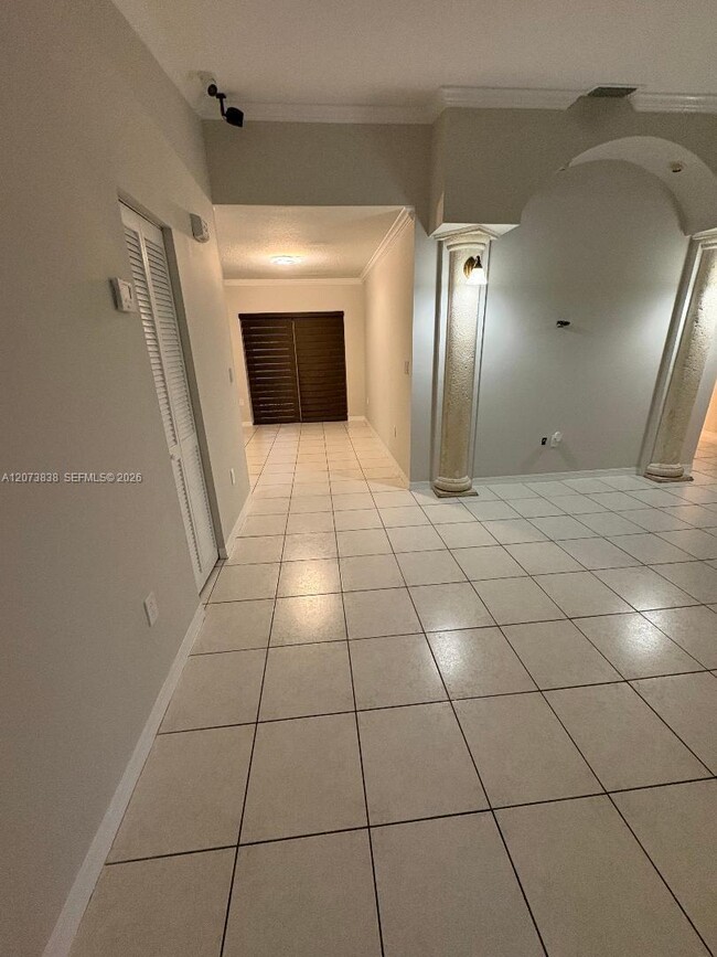 Photo - 18116 SW 139th Pl