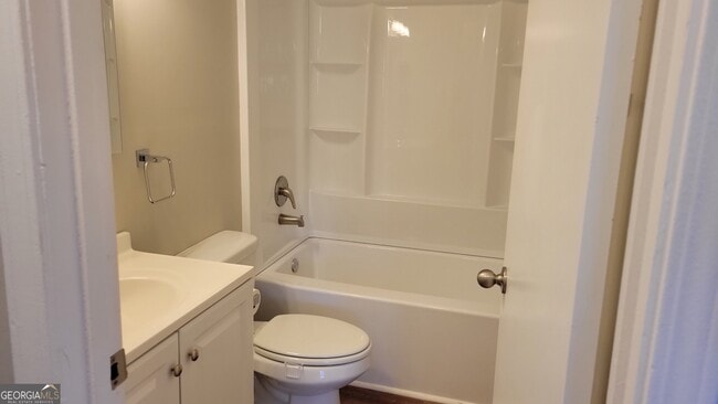 Photo - 130 Bowman Rd