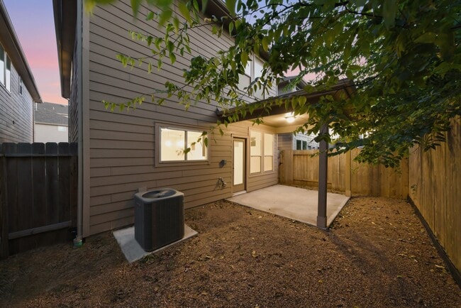 Photo - 8663 Cedardale Park Dr