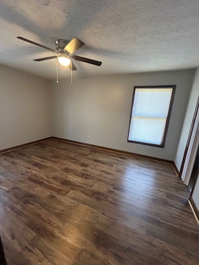 Photo - 3 Bedroom, 2 Bath Home