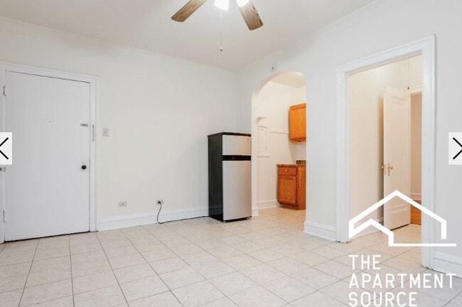Photo - 2536 N Sawyer Ave Unit 2