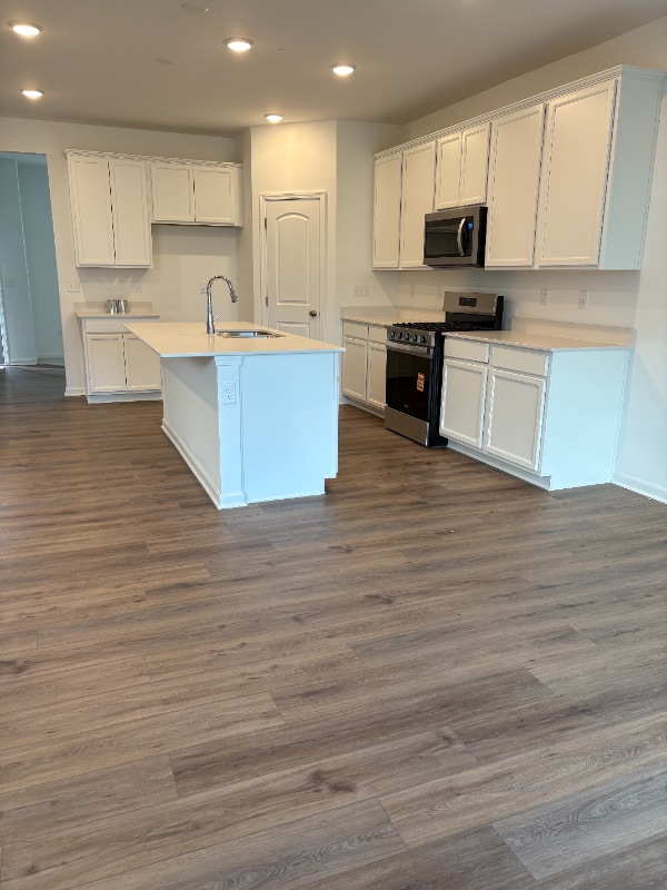 Photo - 2003 Lyndon Green Cir