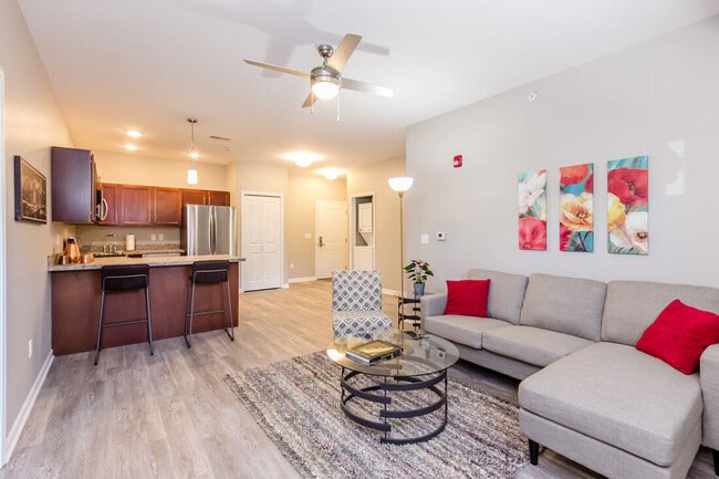 Photo - Eagle Ridge Circle