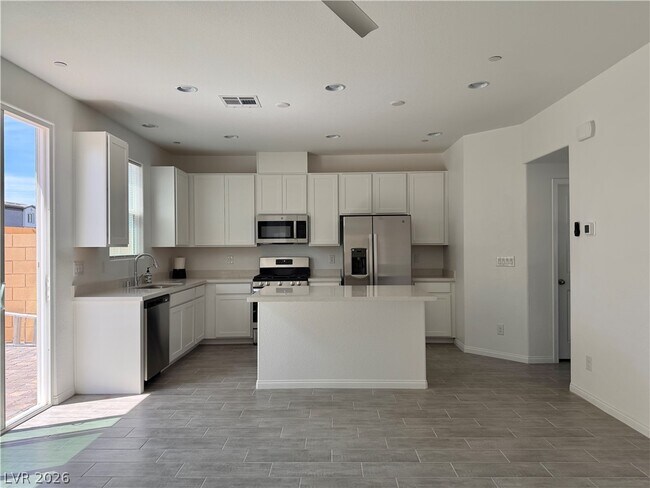 Photo - 75 Corzine Cliffs Ct