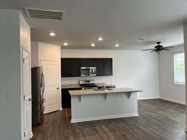 Photo - 1083 Pepper Stone Dr Apartment