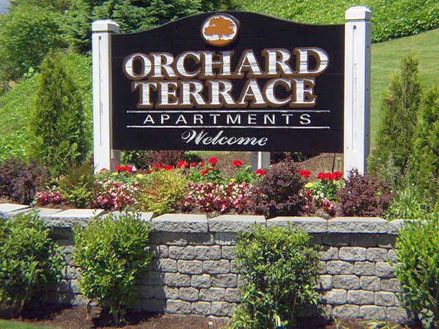 Entrance - Orchard Terrace Apartments