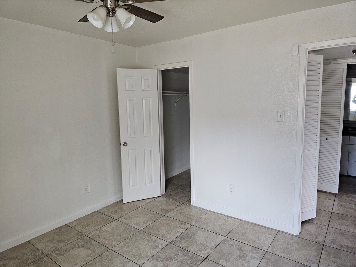 Photo - 12627 Ashford Meadow Dr Unidad A