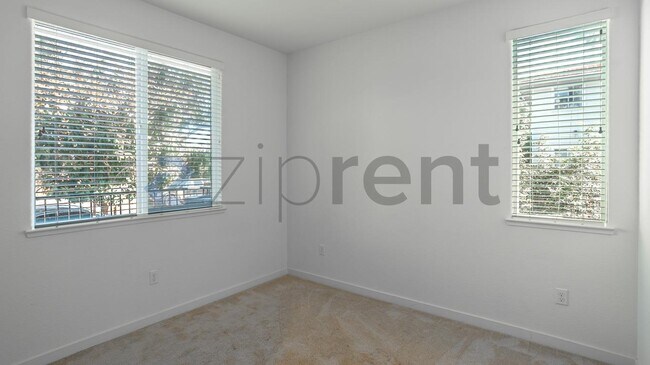 Photo - Unit