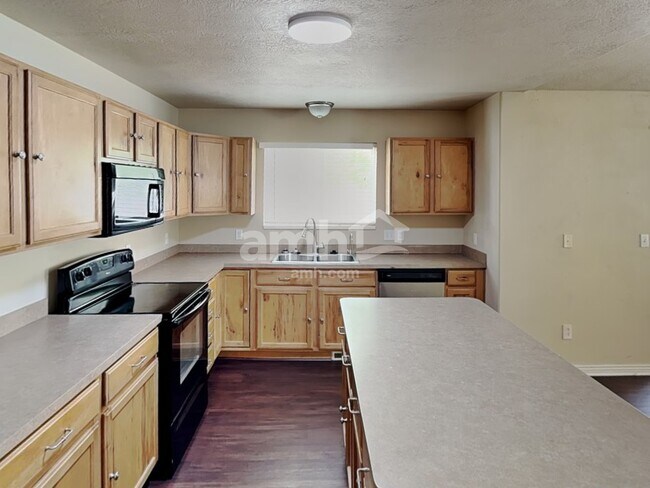 Photo - 4968 W Diamondback Dr