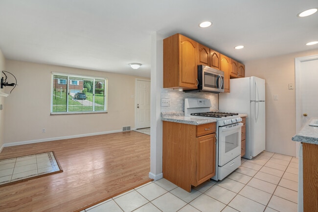 Photo - 5116 Cherryvale Dr