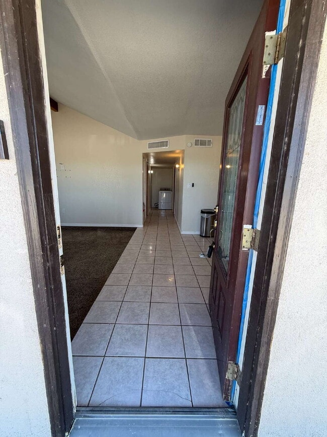 Photo - Cozy ranch style two-bedroom one bath home in the heart of Tornillo Texas.
Lease today!