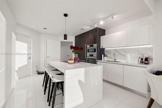 Photo - 851 NE 1st Ave Unit 4506