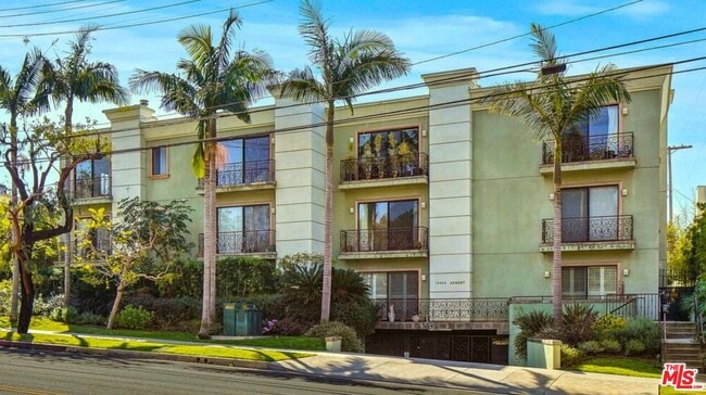 Photo - 16000 W Sunset Blvd Condo Unit 302