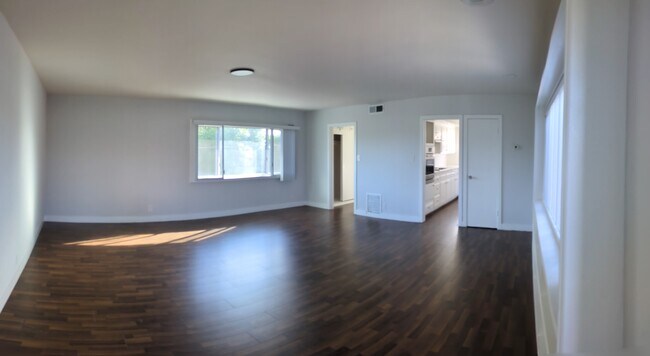 Photo - 17032 Burbank Blvd Unit 18