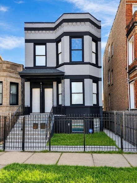Building Photo - 1141 S St Louis Ave Unit 2