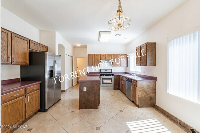 7442 W Sonesta Dr