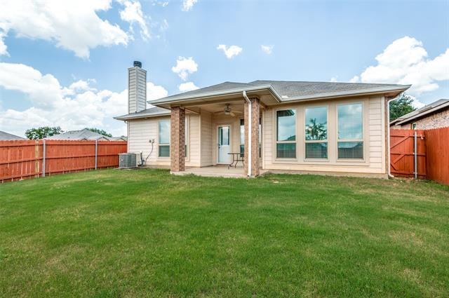 Photo - 1449 Elkford Ln