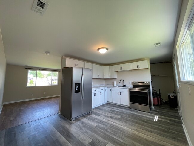 Photo - 19 Valley Park Dr