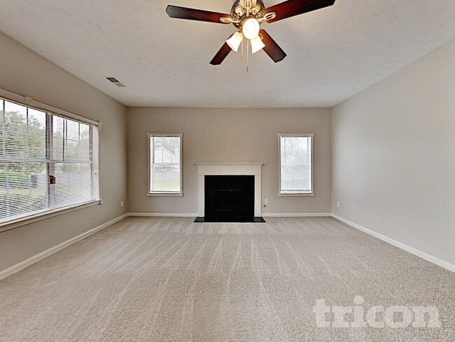 Photo - 5632 Briar Knoll Ct